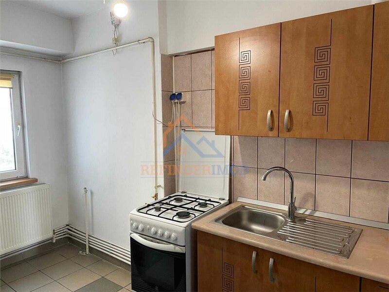 Rahova, Spatrul Preda, vanzare apartament 3 camere.